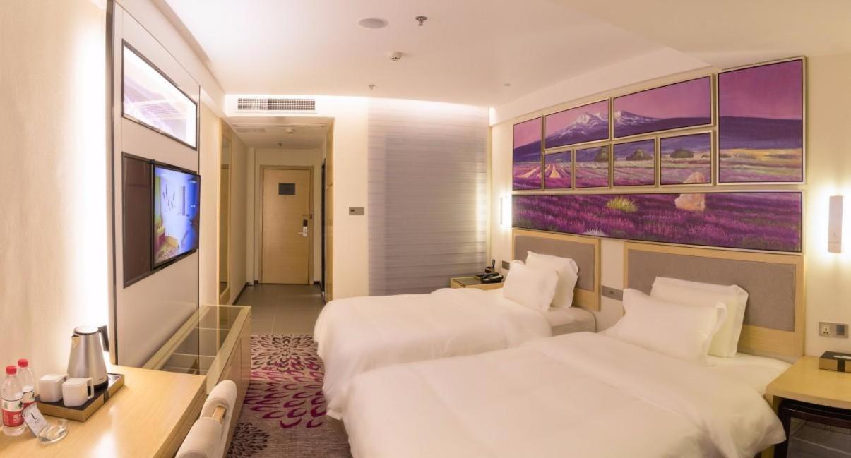 Lavande Hotel Luzhou Jiale Century City Екстериор снимка