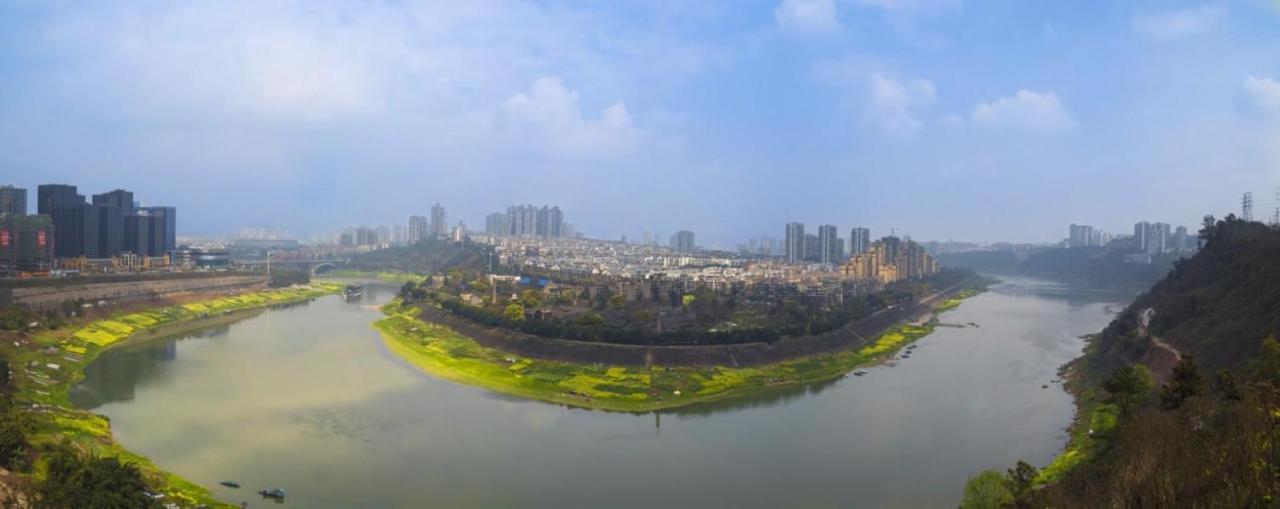 Lavande Hotel Luzhou Jiale Century City Екстериор снимка